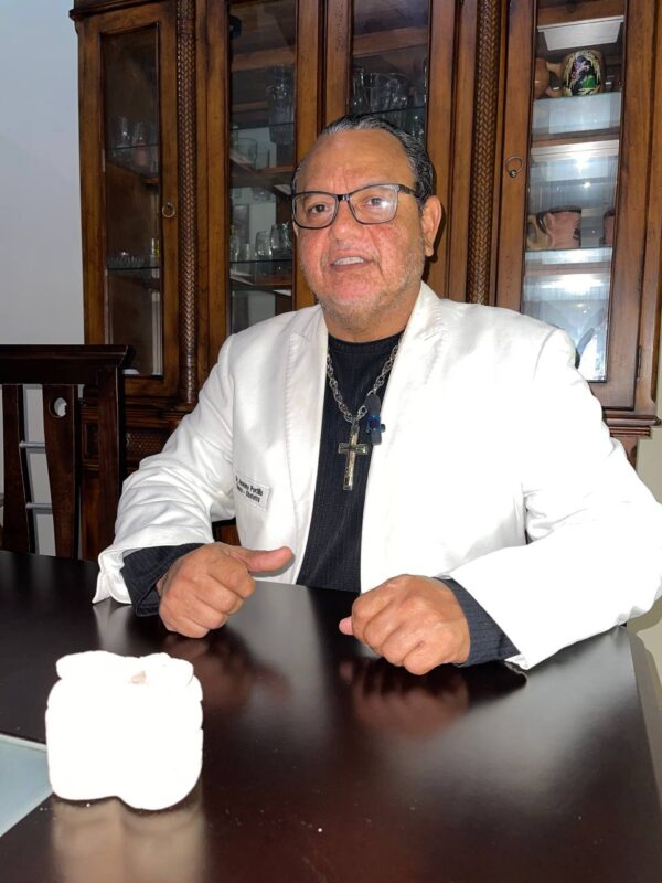 Dr. Anselmo Portillo Rondón