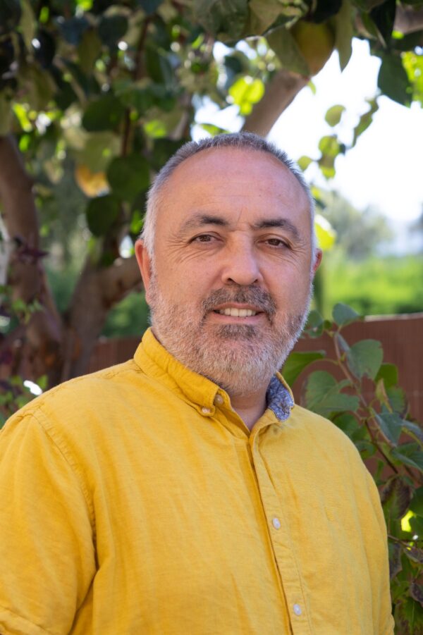 Héctor Aún
